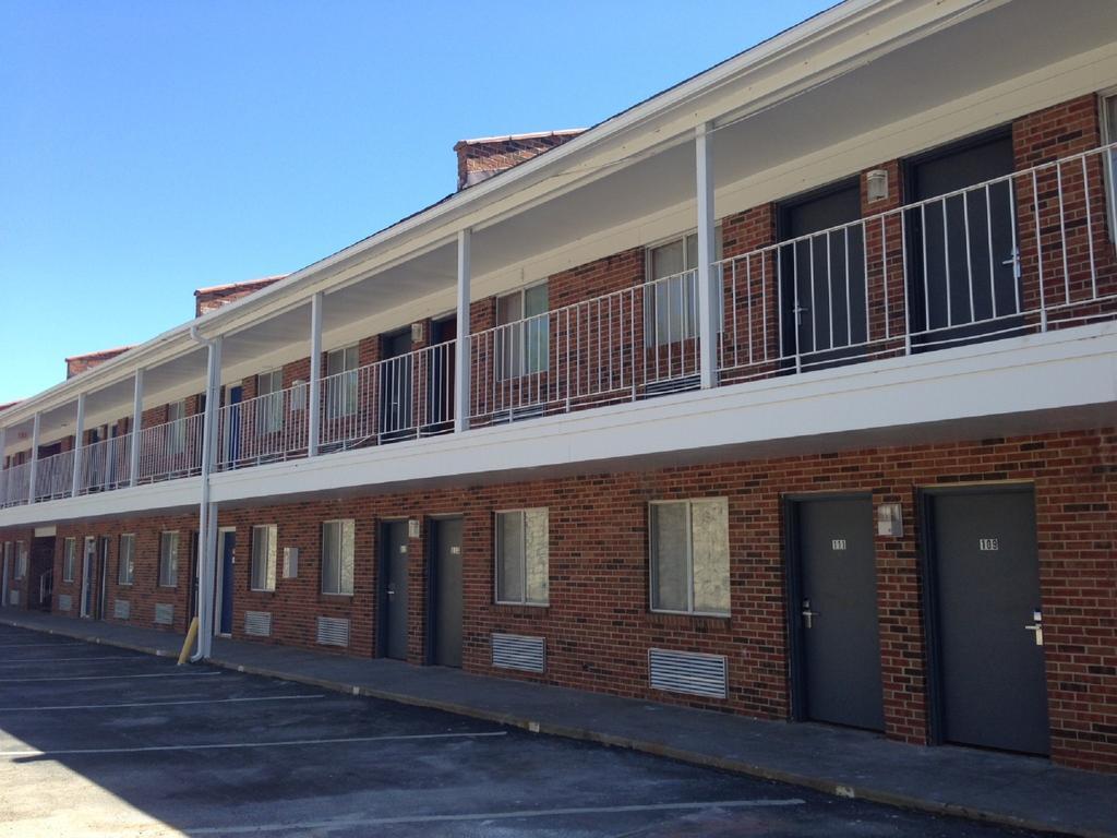 Days Inn By Wyndham Liberty/Ne Kansas City Exterior foto